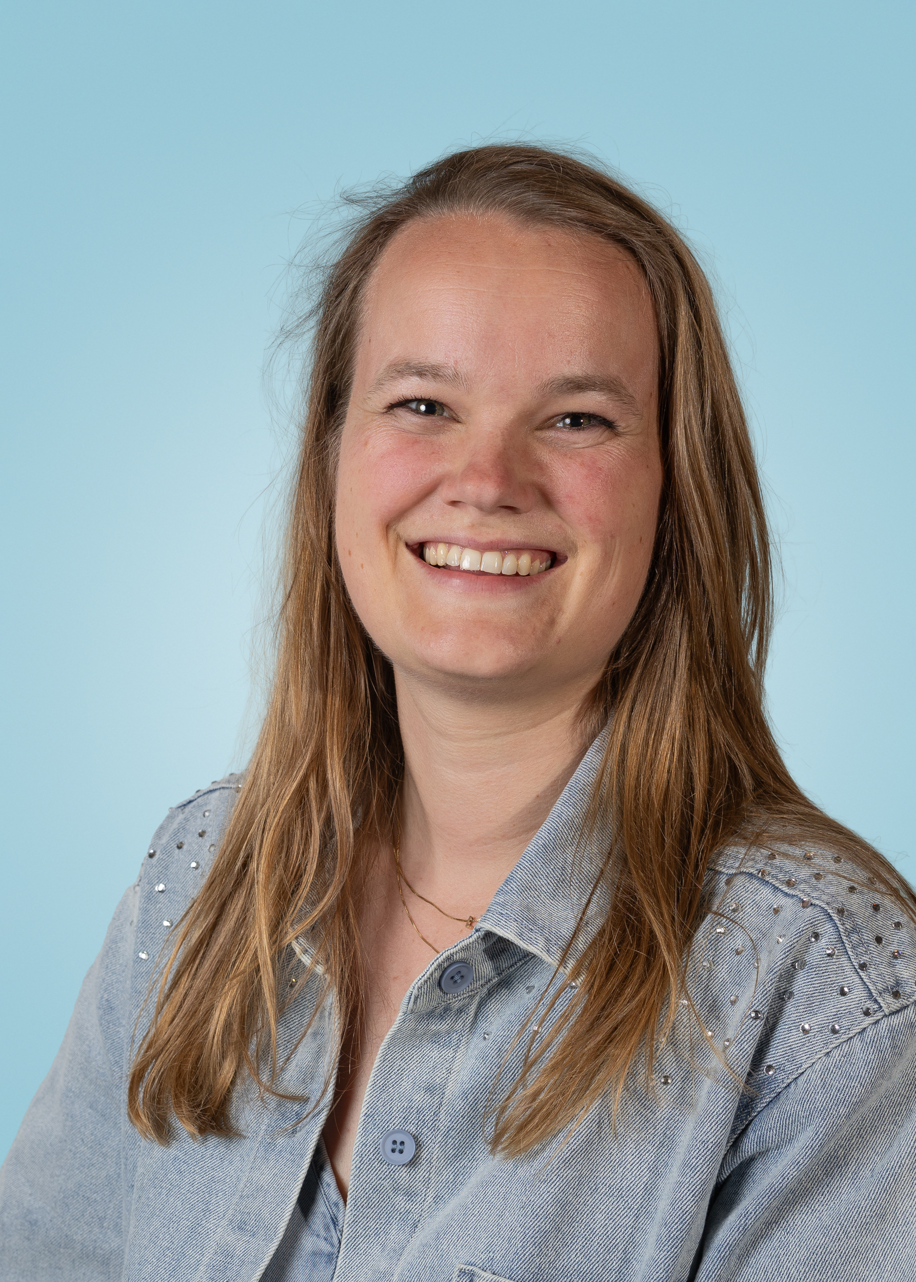 Pasfoto van E.G.J. (Elke) Peters-Donkers