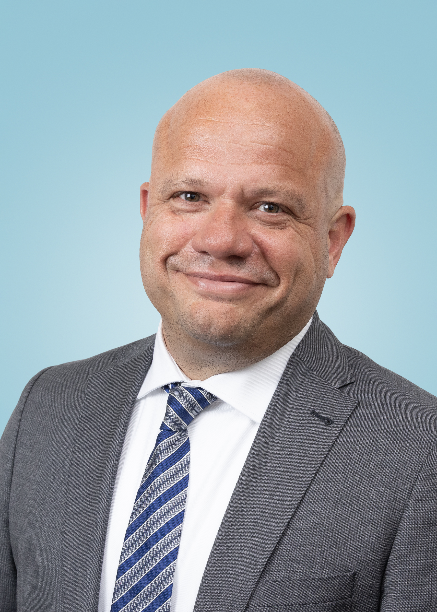 Pasfoto van E.Z. (Evan) Frank